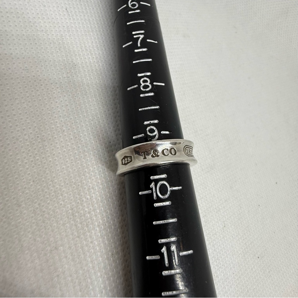Tiffany & Co. 1827 Concave Sterling Silver Band Sz 9.5 - Picture 3 of 5